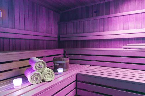 Lichtsauna met violet licht