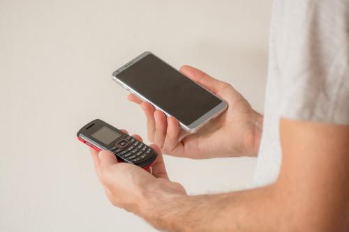 Mobieltje en smartphone